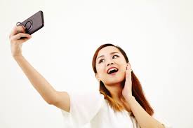 Lửa gần rơm – Một cuộc hôn nhân đứng trước bờ vực vì những cuộc trò chuyện online